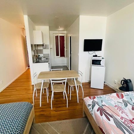 Studio Meuble Verdun - 3Eme Etage, Verdun Екстер'єр фото