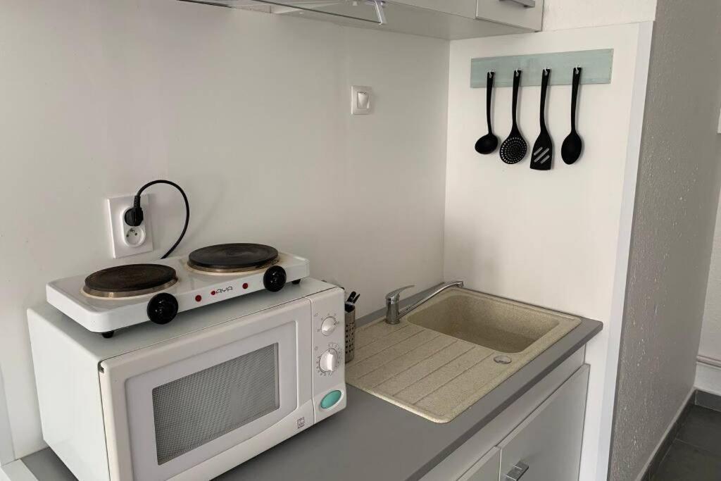 Studio Meuble Verdun - 3Eme Etage, Verdun Екстер'єр фото