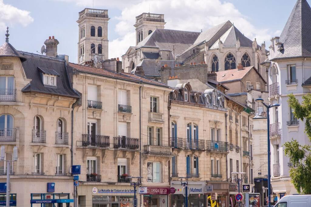 Studio Meuble Verdun - 3Eme Etage, Verdun Екстер'єр фото